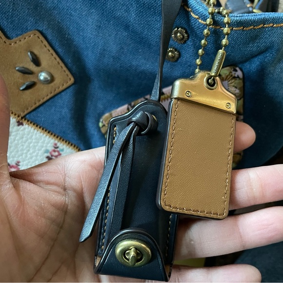 Coach Rogue 30 - Exotic Denim with Patchwork - Picture 13 of 14